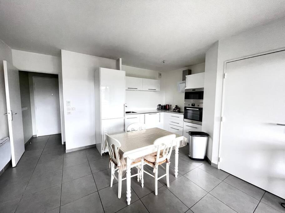 Appartement Spacieux T2 + Parking A 5 Min D'Aix à Aix-en-Provence Extérieur photo